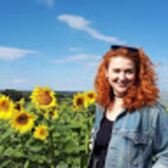 Meet your Posher, Nyssa - Picture 1 of 1